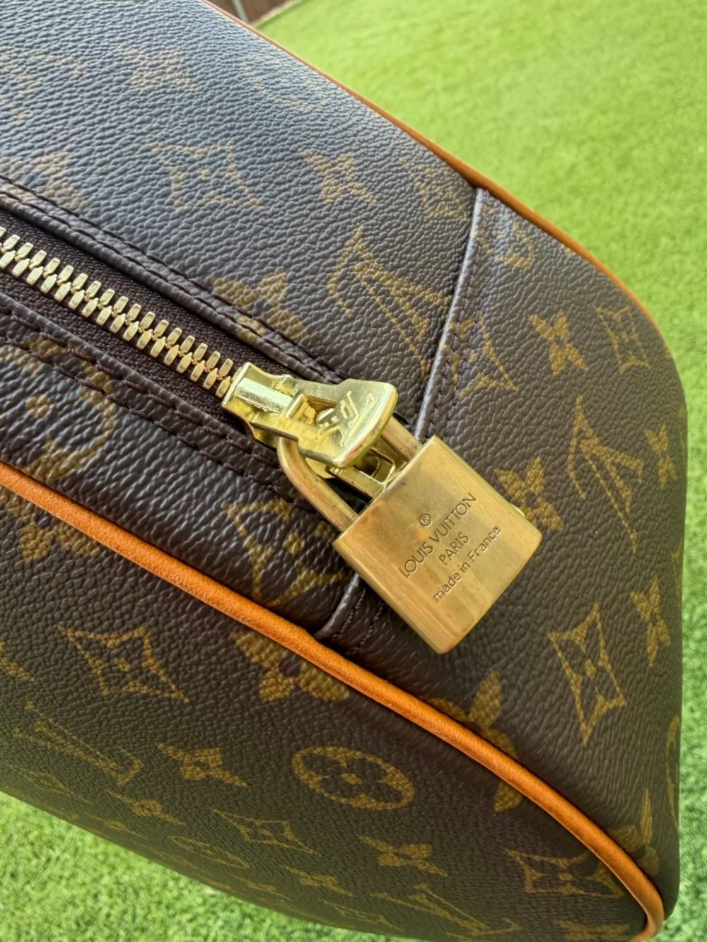 Authentic LOUIS VUITTON Monogram Sac a Dos Packall